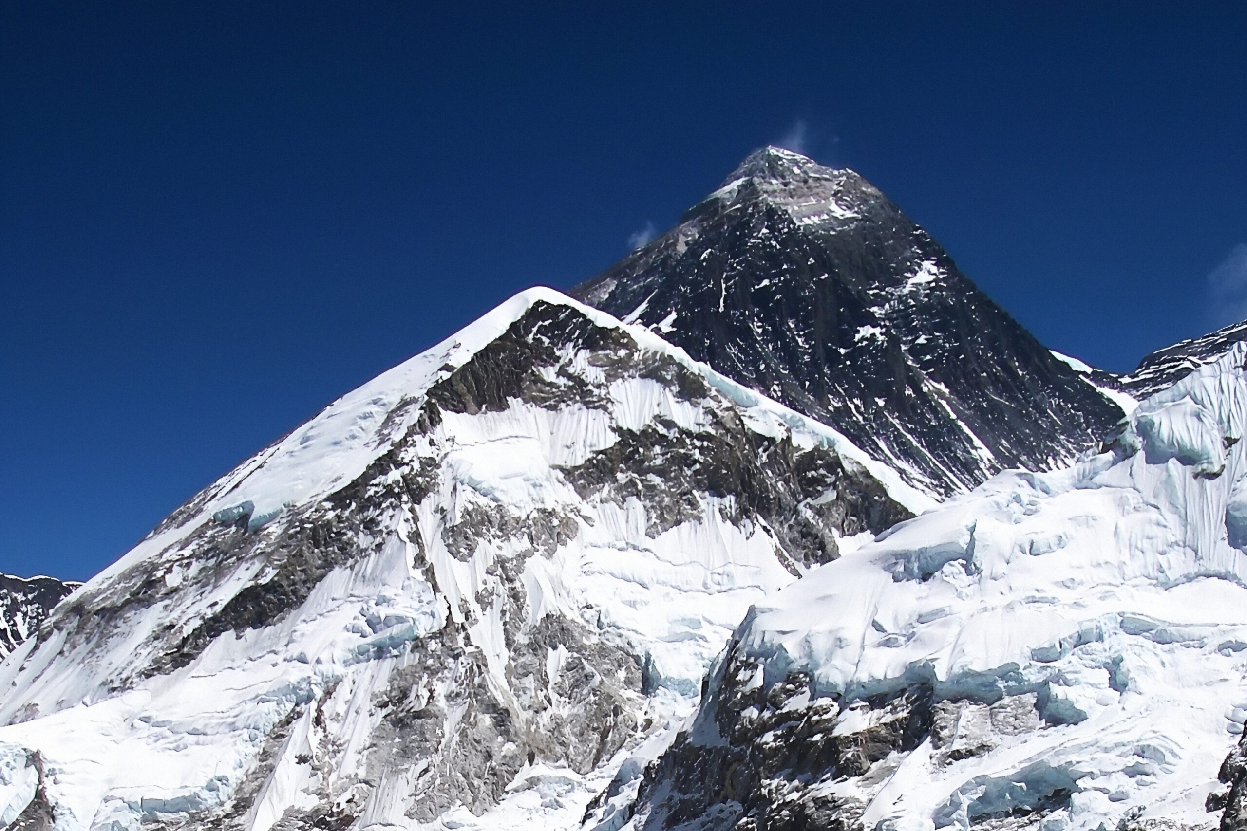 “ORGOGLIO EVEREST”  HA PREFERITO LA DIGNITÀ   [GALASSIA UNO – RACCONTI ALL’ INFINITO / 33]