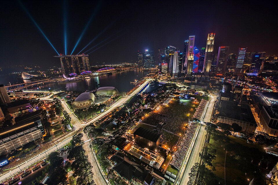 XXV SINGAPORE AIRLINES SINGAPORE GRAND PRIX, MARINA BAY STREET CIRCUIT, SPRINT: “A BUMPER DAY” (NYT)&nbsp;&nbsp; [THE NEW YORK TIMES, LINK]
